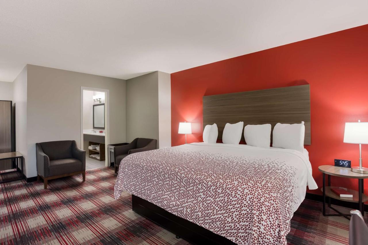 Surestay Hotel By Best Western Higginsville Экстерьер фото