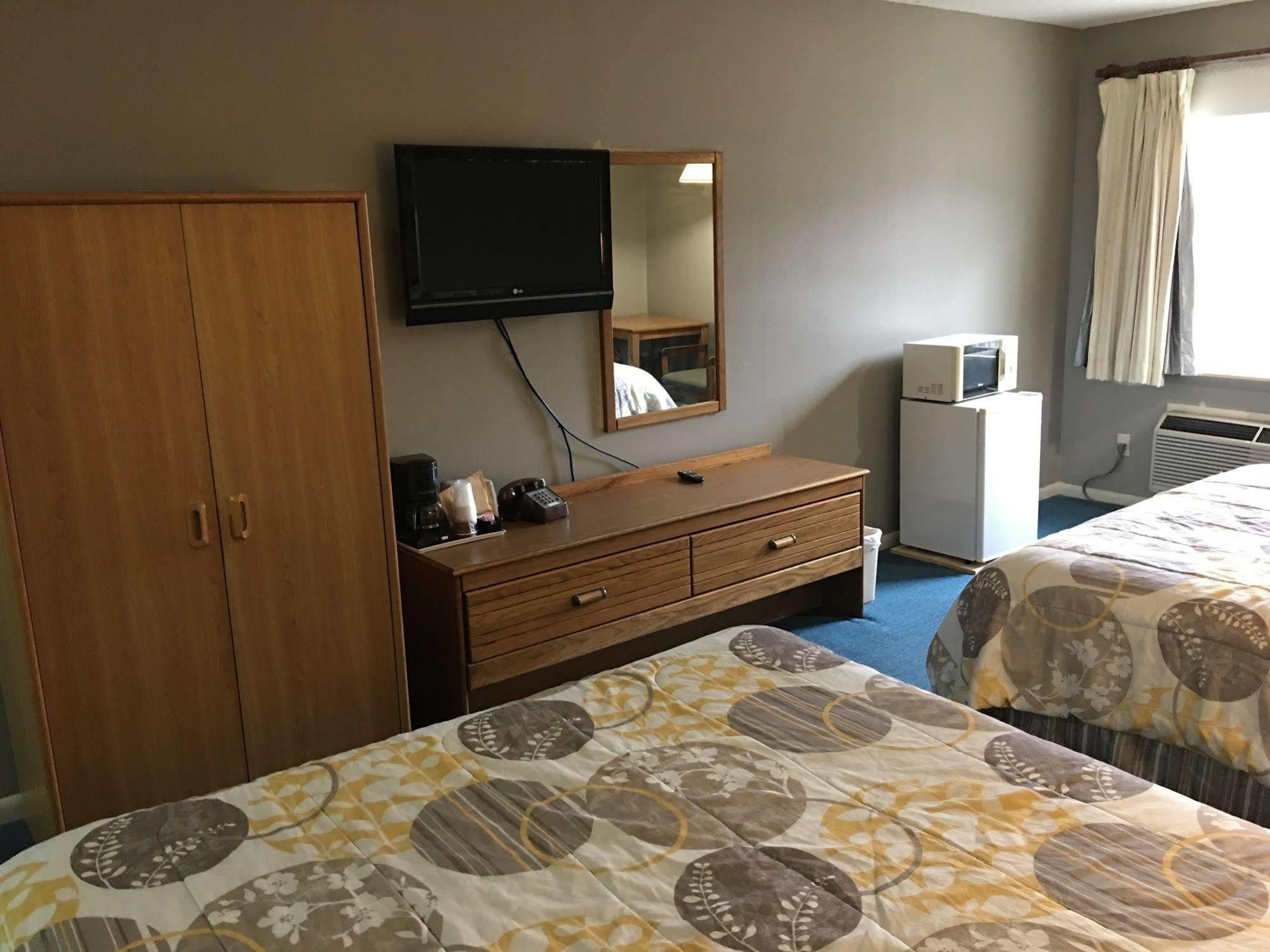 Surestay Hotel By Best Western Higginsville Экстерьер фото